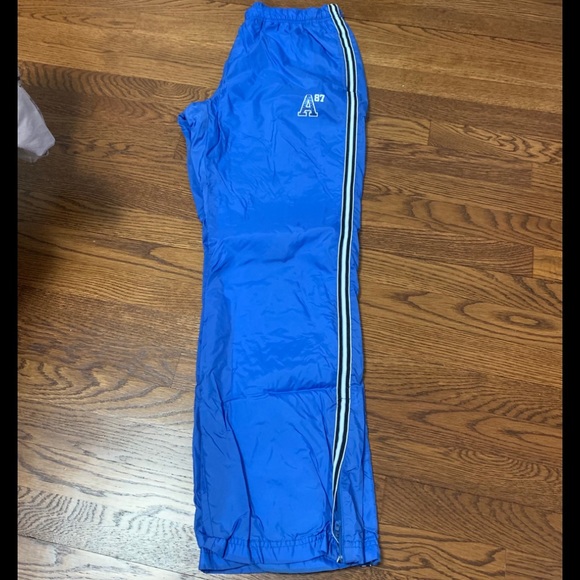 Vintage Aeropostale lined track pants - Picture 2 of 13